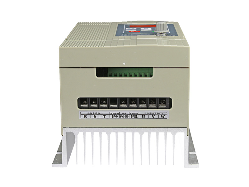 4000H三相水泵變頻器，380V恒壓供水變頻器，變頻恒壓供水，變頻器廠家